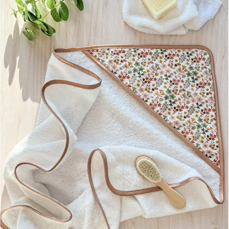 cape de bain personnalisée avec possibilité de broderie