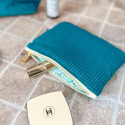 pochette à maquillage en velours pétrole