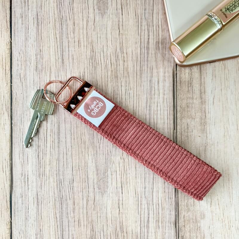 Porte clé personnalisé famille "Velours paprika" personnalisable
