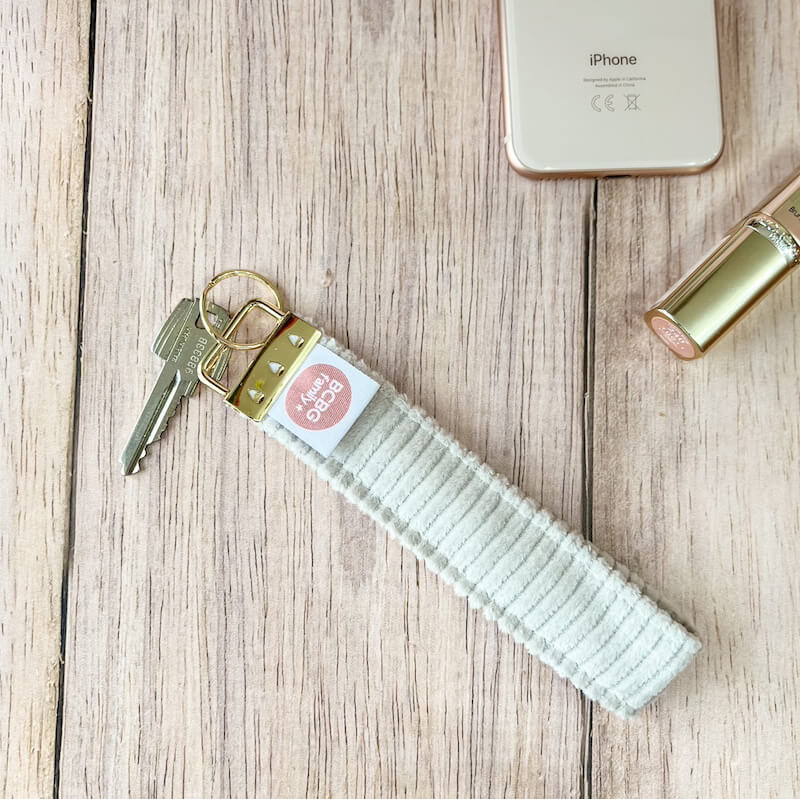 porte clé personnalisé velours beige