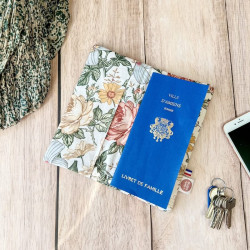 Livret de famille personnalisé avec nom de famille ou mots doux