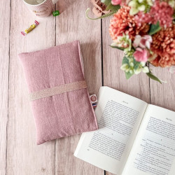 pochette livre en lin rose pour livre au format relié