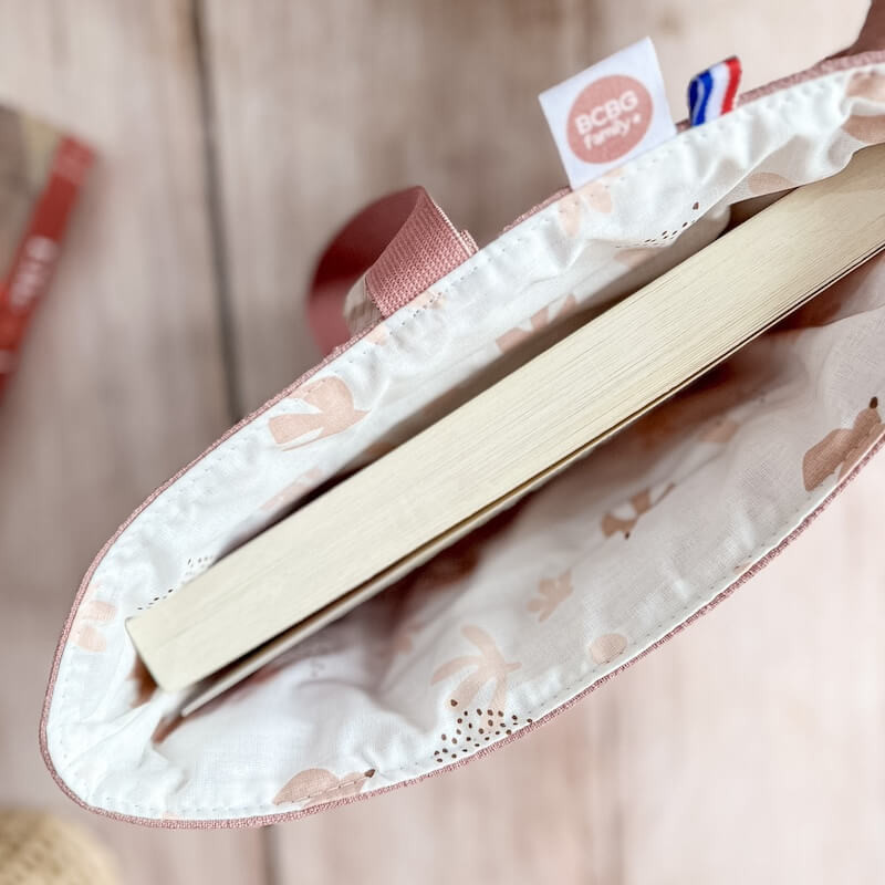 pochettes à livre entièrement doublée sans coutures apparentes