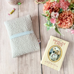pochette à livre pour livre broché de format moyen