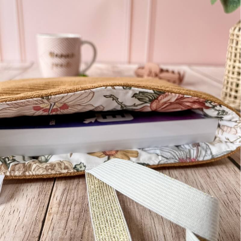 pochette à livre avec doublure fleurs