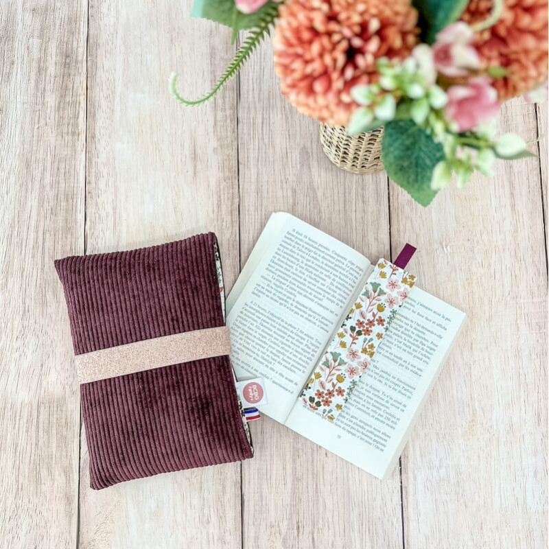 Pochette pour livre pour velours prune, violet, aubergine
