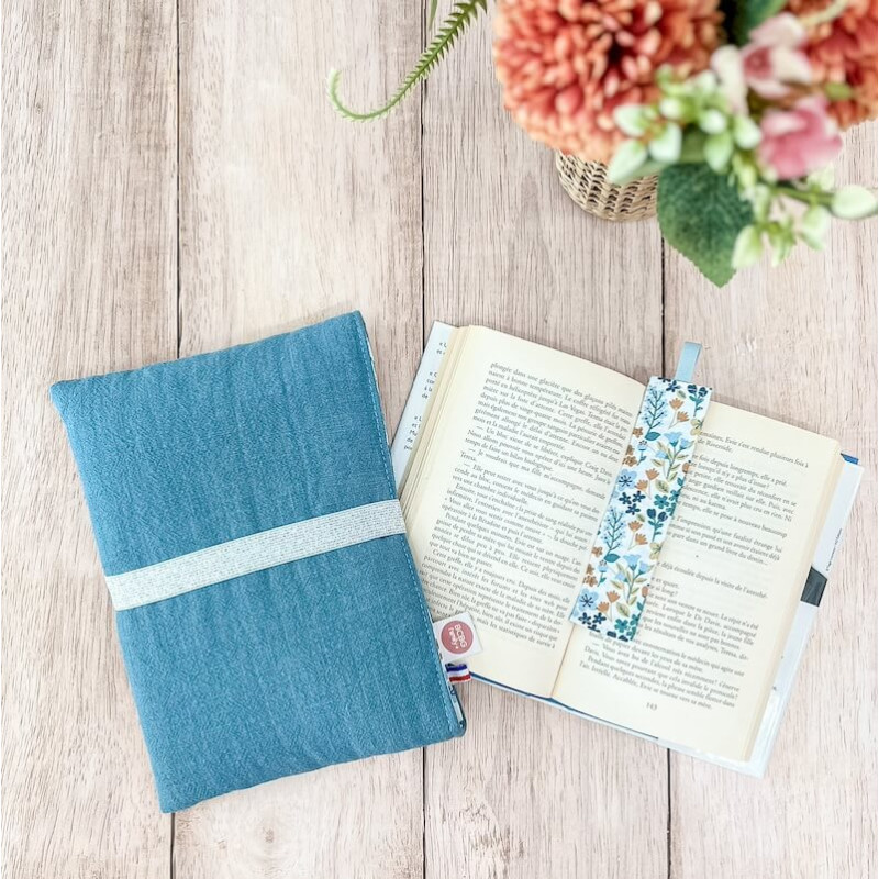 Pochette à livre en lin bleu ciel