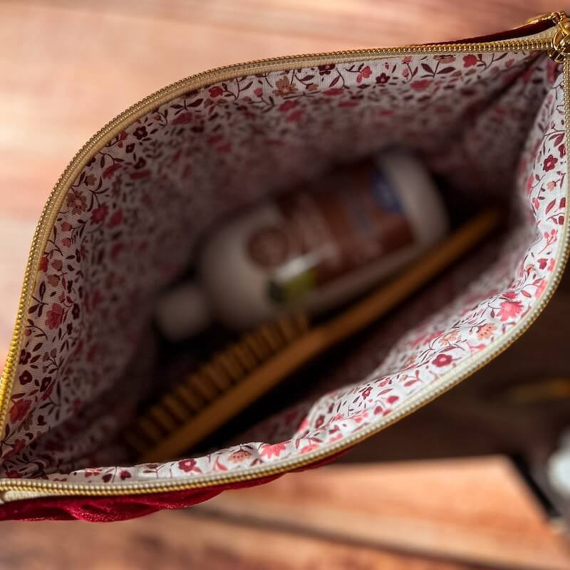 trousse de toilette velours doublure fleurie