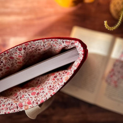 Pochette à livre pour livre broché et doublure fleurie